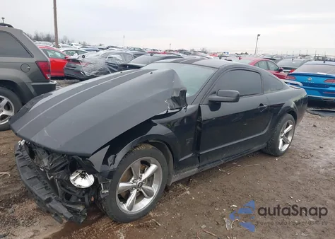 2008 Ford Mustang Gt Deluxe/Gt Premium z USA, uszkodzony, nr VIN 1ZVHT82HX85186024
